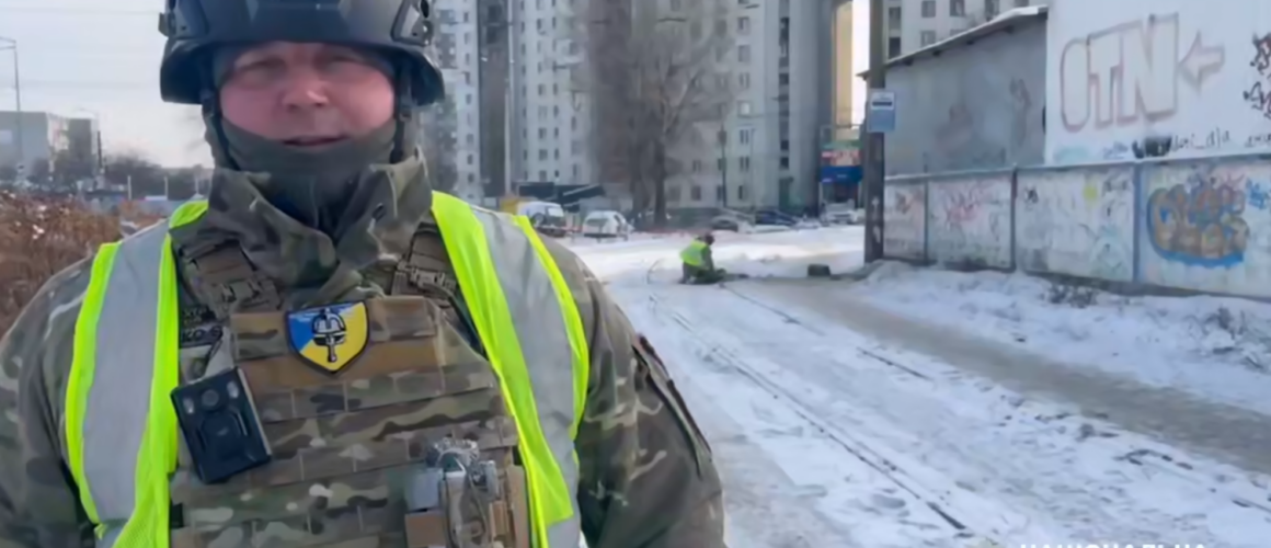 Холод як зброя. Будинок на Азербайджанській, 8 у Києві після російської атаки